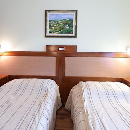 B & B Casa Rustica Dva Baladura Rooms Kanfanar Zewnętrze zdjęcie